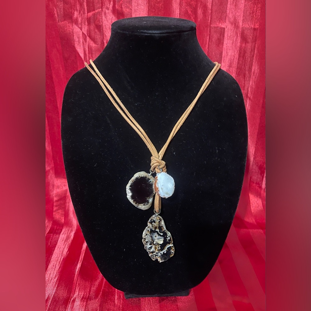 Source Unknown Brown Suede Agate Slice Pendant Necklace